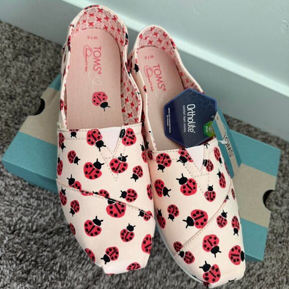 NIB Toms alpargata cloudbound, pink love bug print womens 7 1/2  Retail: $59 - Picture 3 of 7